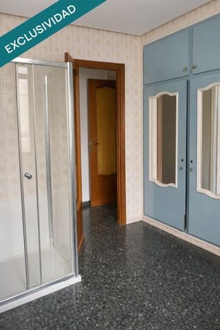 7 soverom Rekkehus til salgs i Almansa - € 200 000 (Ref: 9735460)