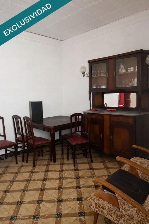 7 bedroom Terraced Villa for sale in Almansa - € 200,000 (Ref: 9735460)