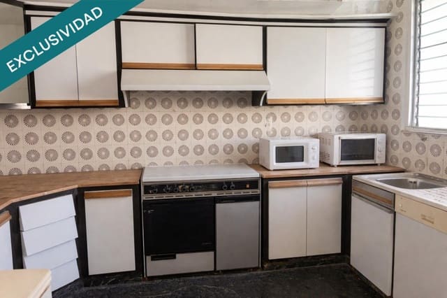 7 soverom Rekkehus til salgs i Almansa - € 200 000 (Ref: 9735460)