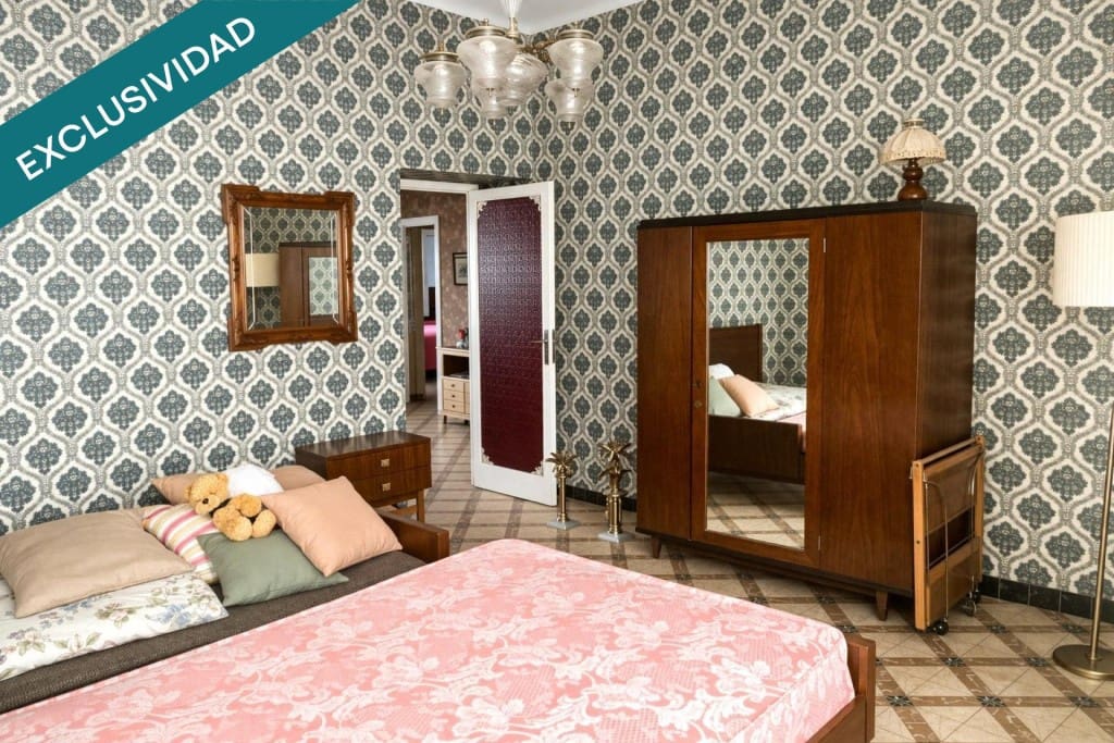 7 bedroom Terraced Villa for sale in Almansa - € 200,000 (Ref: 9735460)