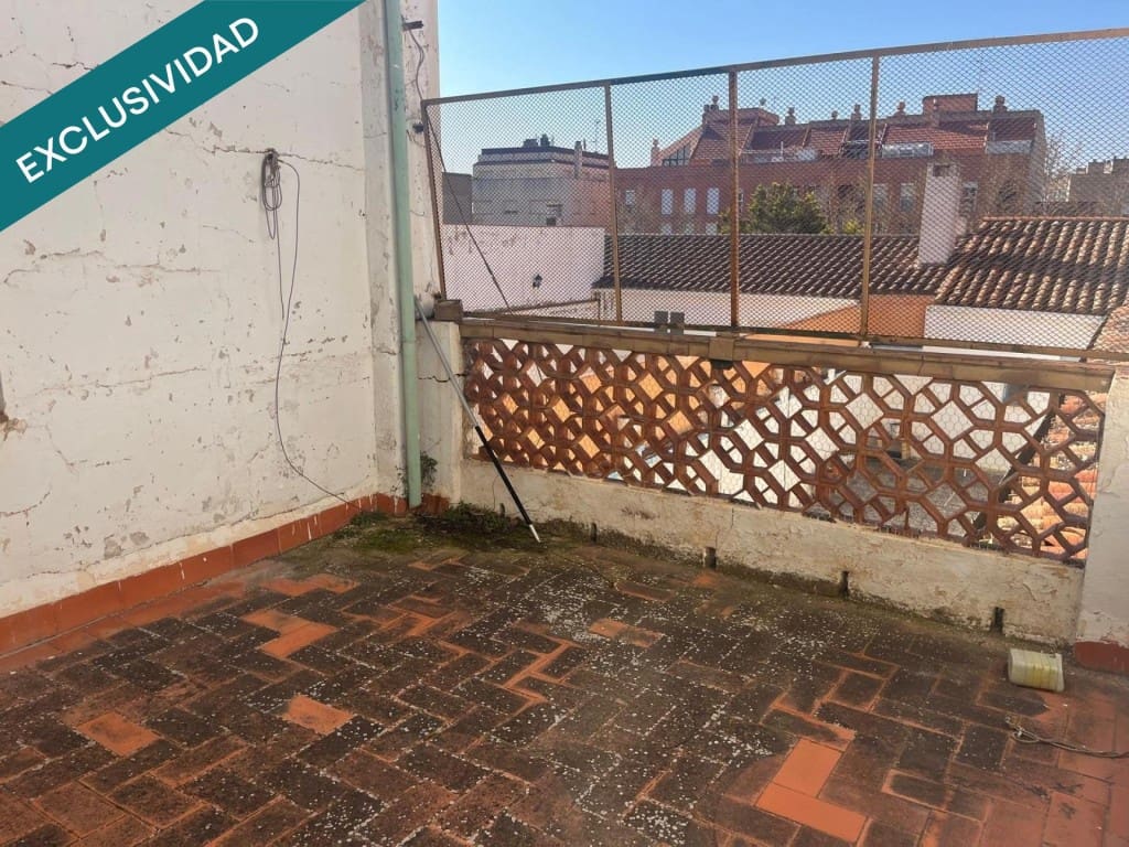 7 bedroom Terraced Villa for sale in Almansa - € 200,000 (Ref: 9735460)