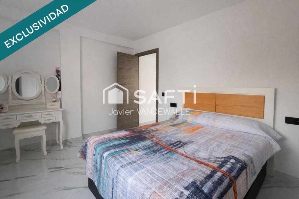 3 bedroom Apartment for sale in Almeria city - € 188,000 (Ref: 9735461)