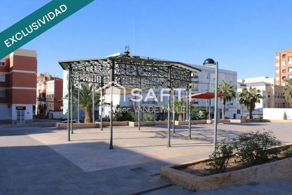 3 bedroom Apartment for sale in Almeria city - € 188,000 (Ref: 9735461)
