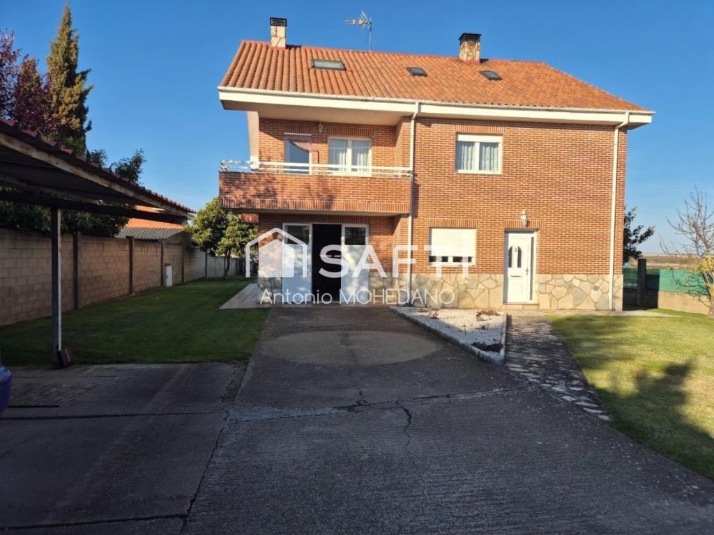 7 Zimmer Villa zu verkaufen in Valdefresno - 280.000 € (Ref: 9735462)