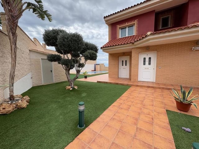 Chalet de 7 habitaciones en Balcón de Finestrat - Terra Marina, Finestrat en venta - 715.000 € (Ref: 9735463)