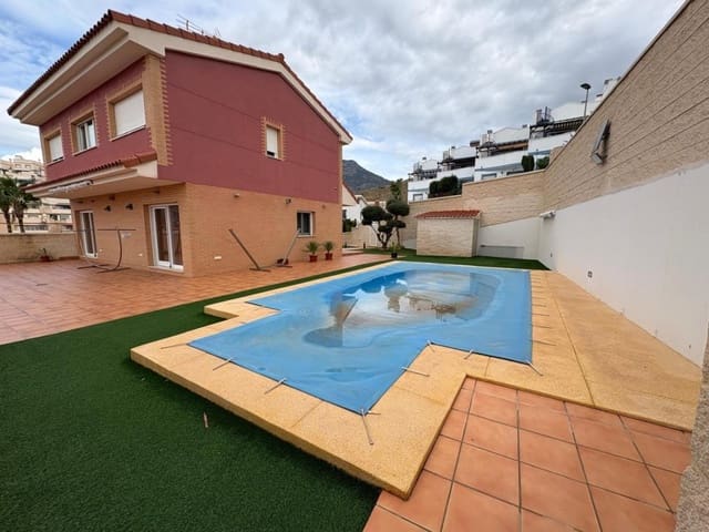Chalet de 7 habitaciones en Balcón de Finestrat - Terra Marina, Finestrat en venta - 715.000 € (Ref: 9735463)