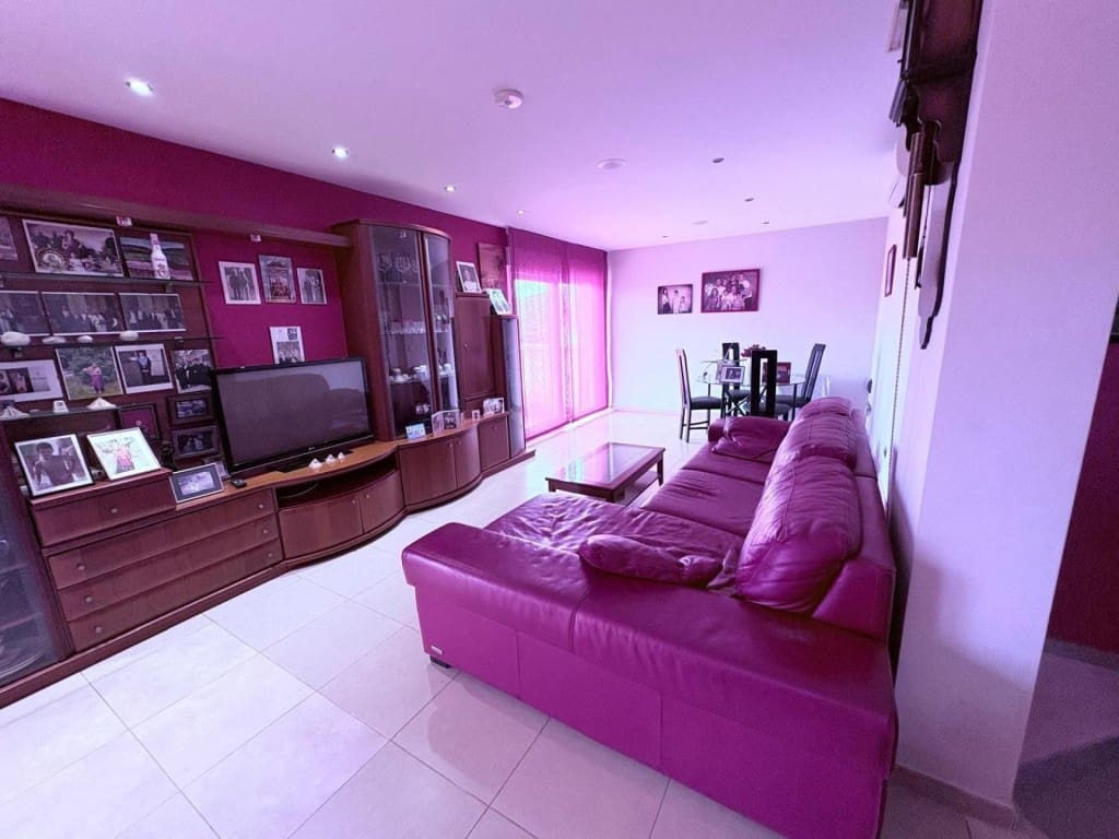 Chalet de 7 habitaciones en Finestrat en venta - 715.000 € (Ref: 9735463)