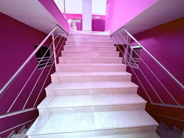 Chalet de 7 habitaciones en Balcón de Finestrat - Terra Marina, Finestrat en venta - 715.000 € (Ref: 9735463)