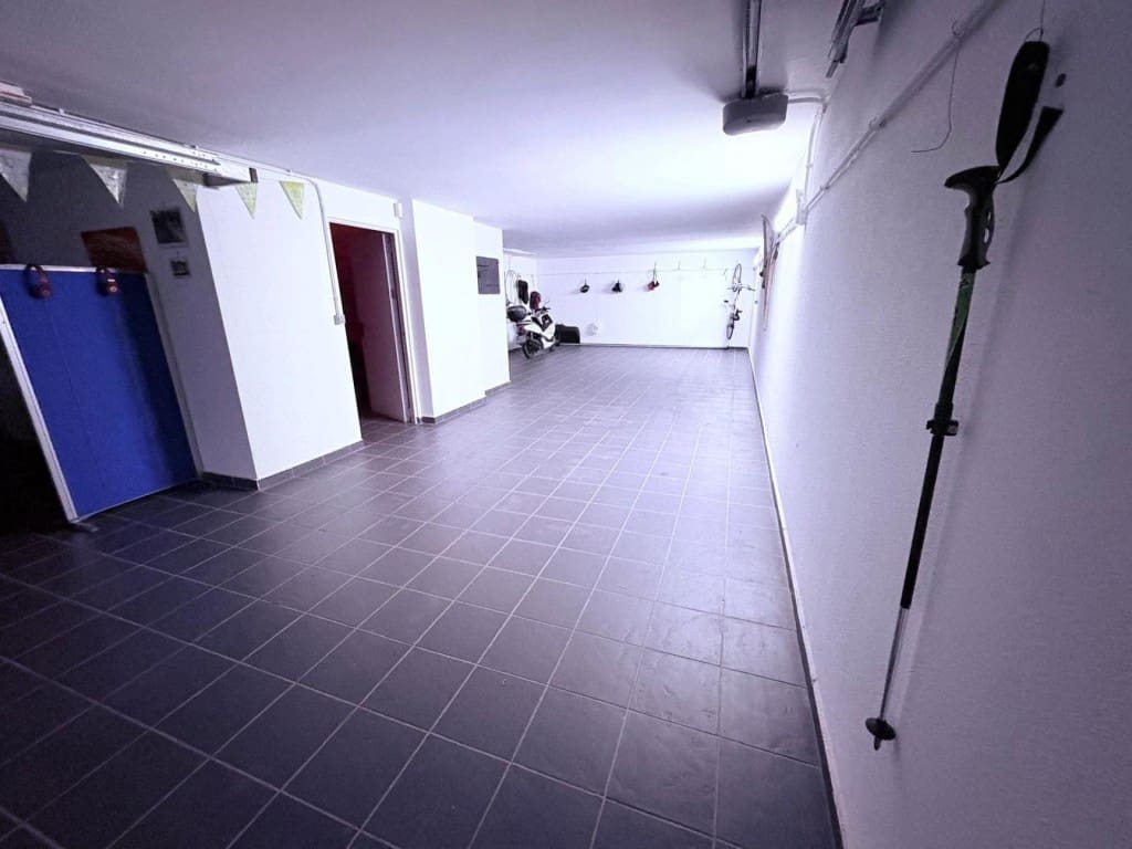 Chalet de 7 habitaciones en Finestrat en venta - 715.000 € (Ref: 9735463)