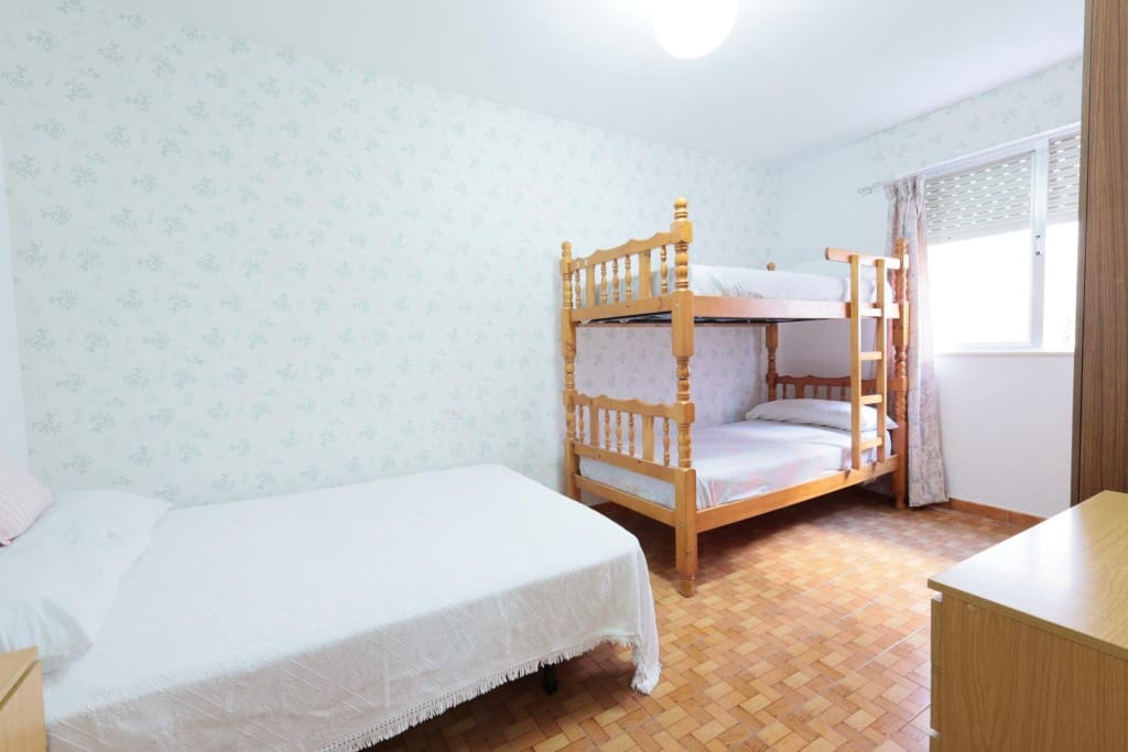 3 bedroom Apartment for sale in Torre del Bierzo - € 65,000 (Ref: 9735465)