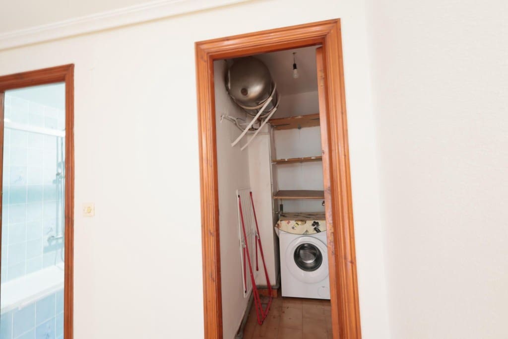 3 bedroom Apartment for sale in Torre del Bierzo - € 65,000 (Ref: 9735465)