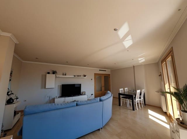 Ático de 4 habitaciones en Benigánim en venta - 185.000 € (Ref: 9738435)