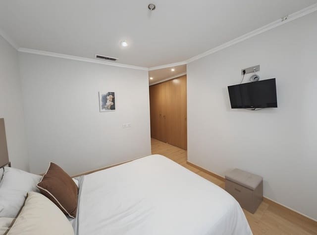 Ático de 4 habitaciones en Benigánim en venta - 185.000 € (Ref: 9738435)