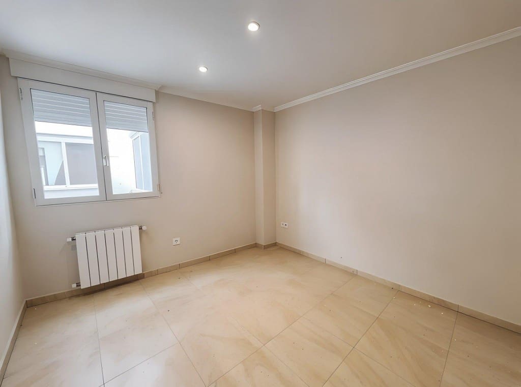 4 bedroom Penthouse for sale in Beniganim - € 185,000 (Ref: 9738435)