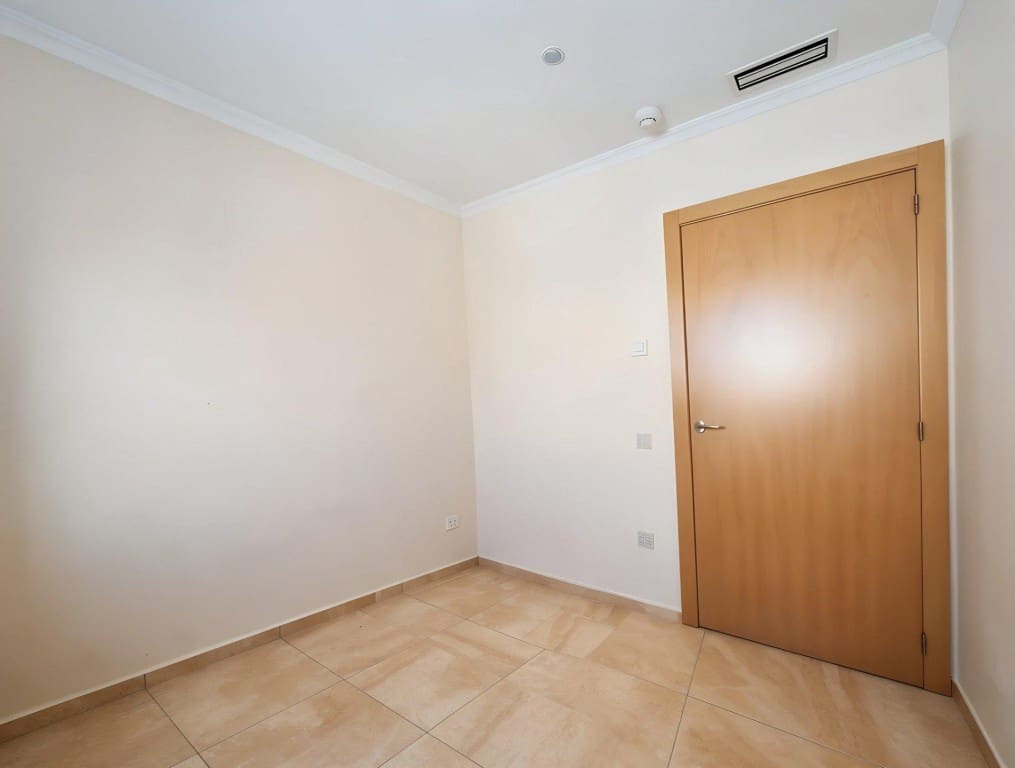 4 bedroom Penthouse for sale in Beniganim - € 185,000 (Ref: 9738435)