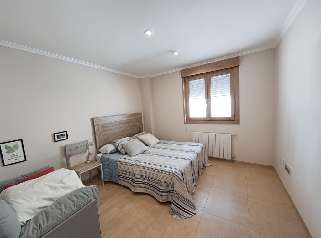 4 bedroom Penthouse for sale in Beniganim - € 185,000 (Ref: 9738435)