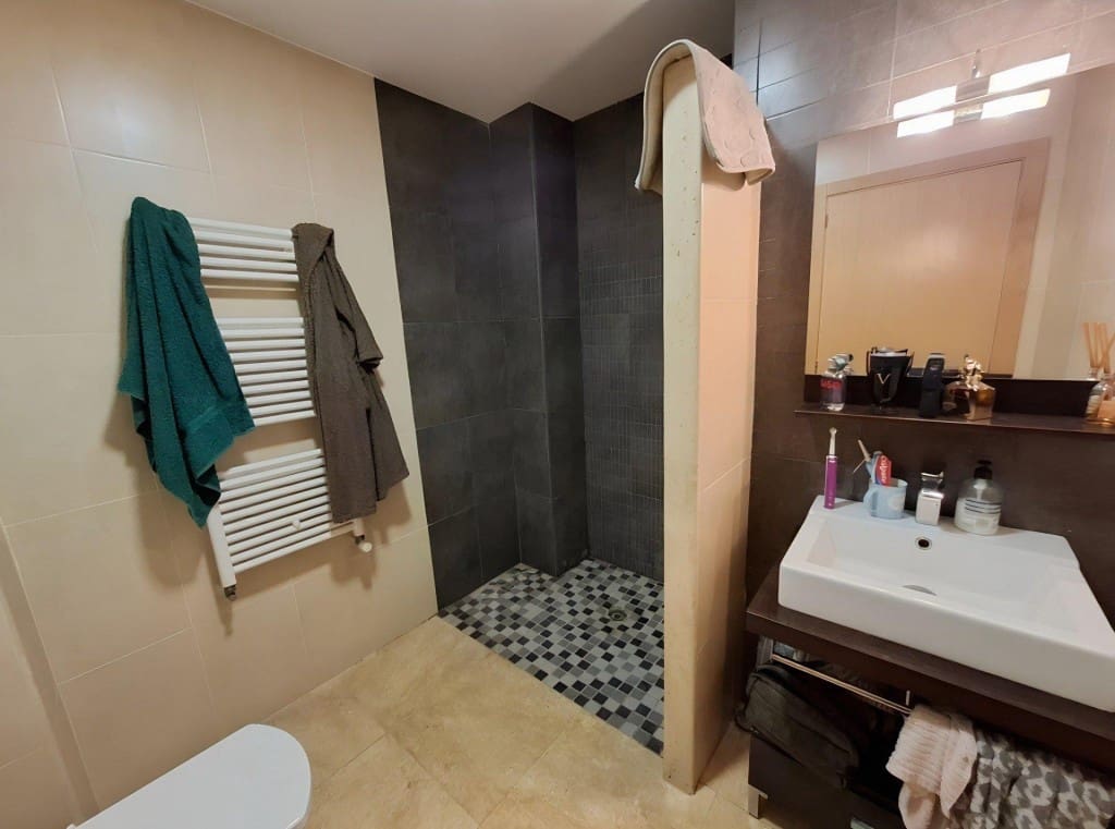 4 bedroom Penthouse for sale in Beniganim - € 185,000 (Ref: 9738435)