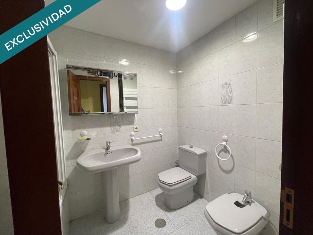 3 bedroom Apartment for sale in Vega de Espinareda - € 53,000 (Ref: 9738442)