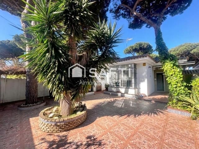 Finca/Casa Rural de 4 habitaciones en Chiclana de la Frontera en venta - 550.000 € (Ref: 9738445)