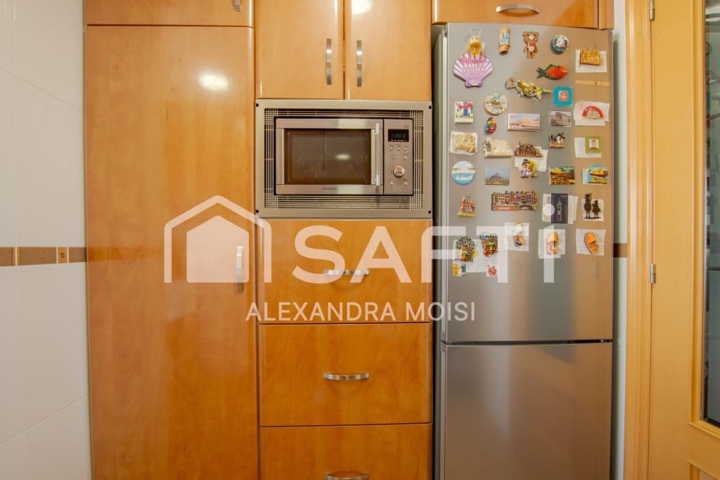 3 bedroom Apartment for sale in Castello de la Plana - € 159,000 (Ref: 9738446)