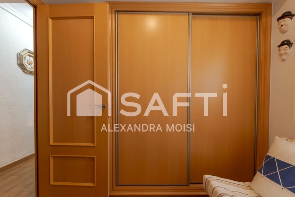 3 bedroom Apartment for sale in Castello de la Plana - € 159,000 (Ref: 9738446)