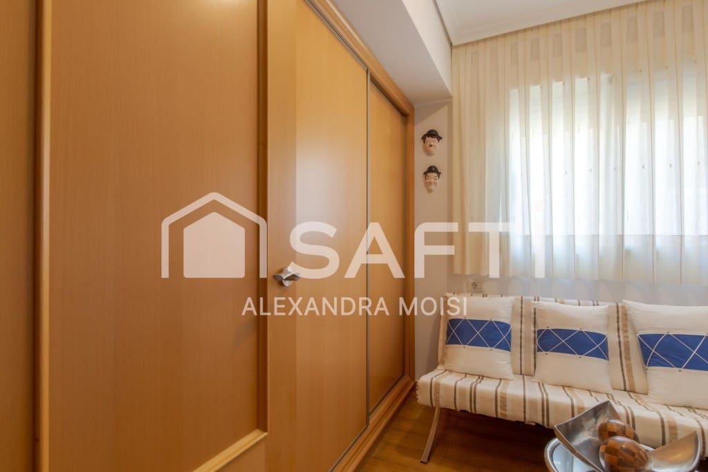 3 bedroom Apartment for sale in Castello de la Plana - € 159,000 (Ref: 9738446)