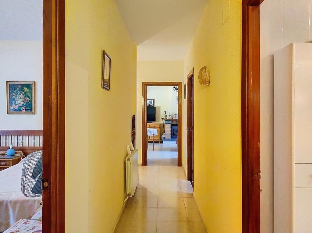 3 bedroom Finca/Country House for sale in Picon with pool garage - € 166,000 (Ref: 9741652)