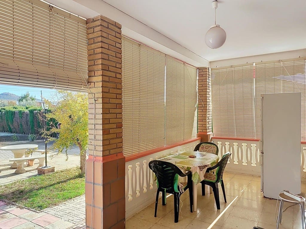 3 bedroom Finca/Country House for sale in Picon with pool garage - € 166,000 (Ref: 9741652)