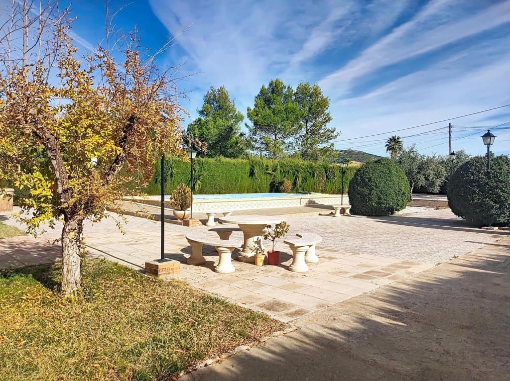 3 bedroom Finca/Country House for sale in Picon with pool garage - € 166,000 (Ref: 9741652)