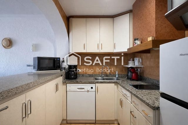 3 makuuhuone Kattohuoneisto myytävänä paikassa Empuriabrava, Castelló d'Empúries - 159 000 € (Ref: 9741653)