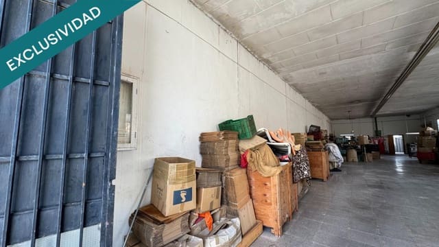 Commerciale in vendita in Elda con garage - 94.900 € (Rif: 9741655)