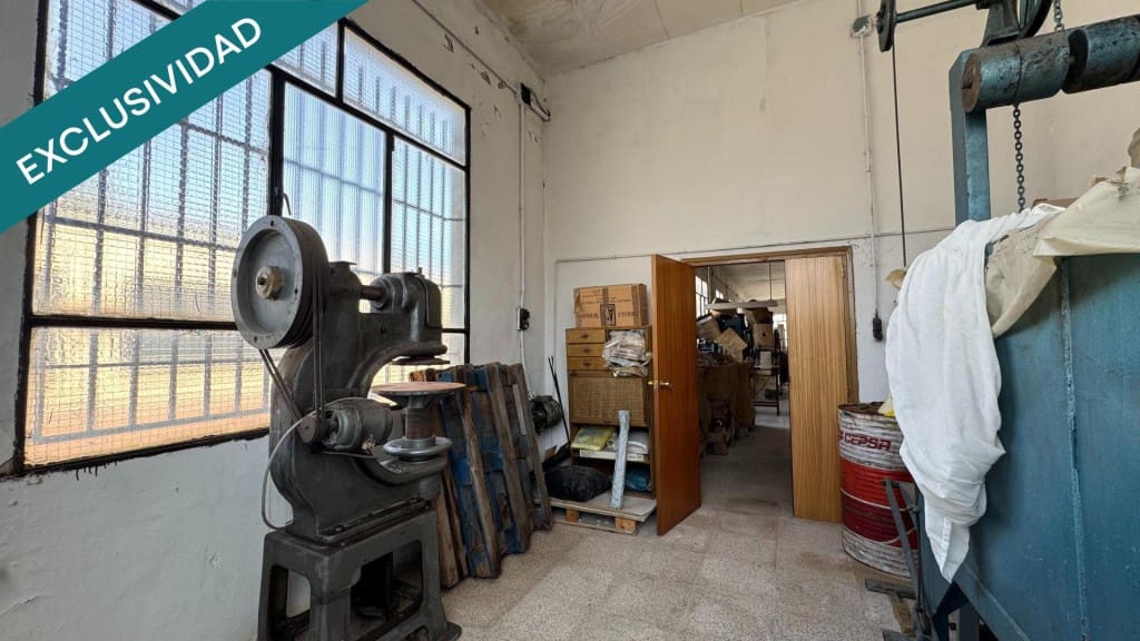 Komercyjne na sprzedaż w Elda z garażem - 94 900 € (Ref: 9741655)