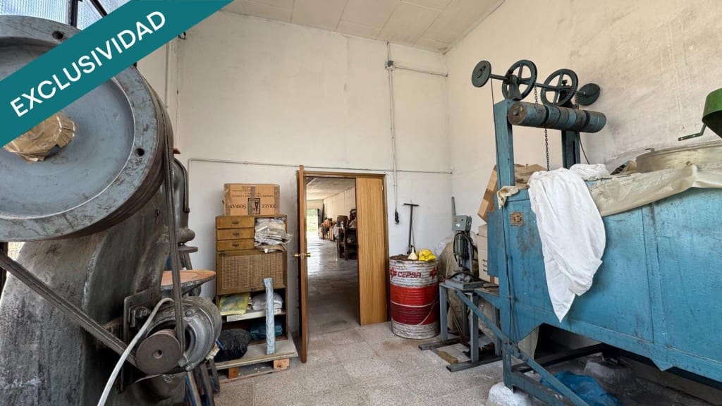 Komercyjne na sprzedaż w Elda z garażem - 94 900 € (Ref: 9741655)