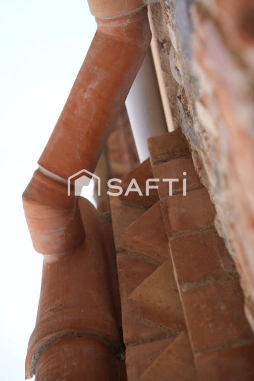 3 bedroom Terraced Villa for sale in Hostalric - € 206,000 (Ref: 9741656)