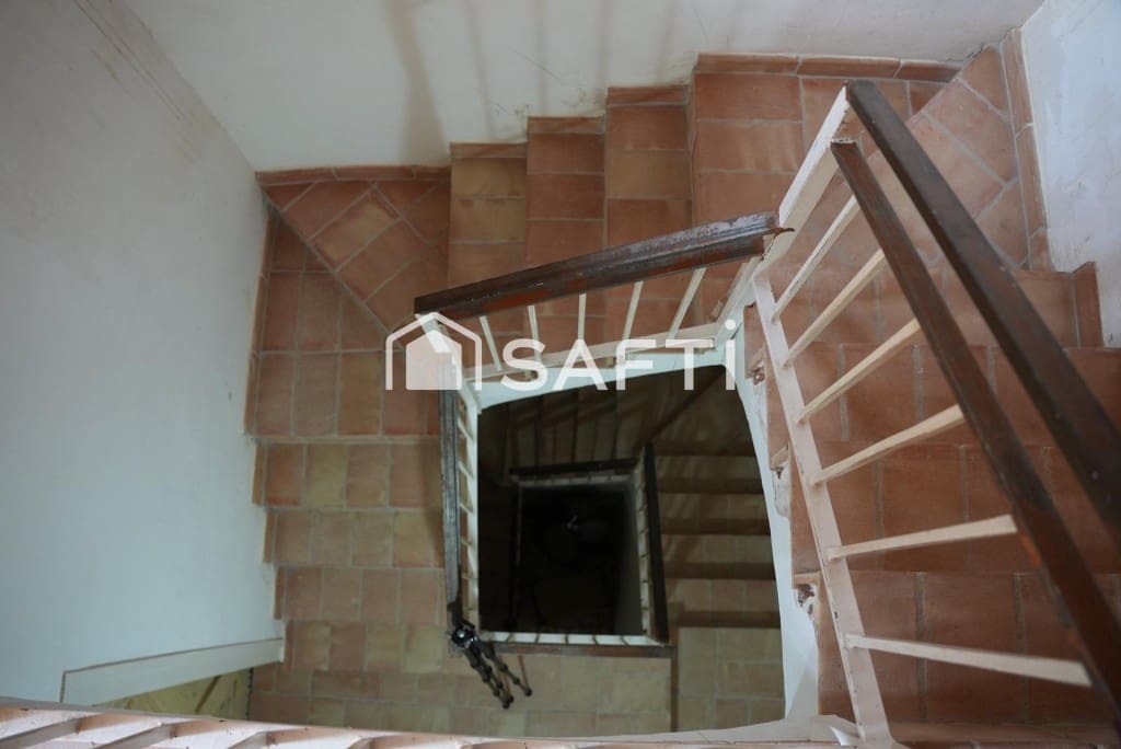 3 bedroom Terraced Villa for sale in Hostalric - € 206,000 (Ref: 9741656)