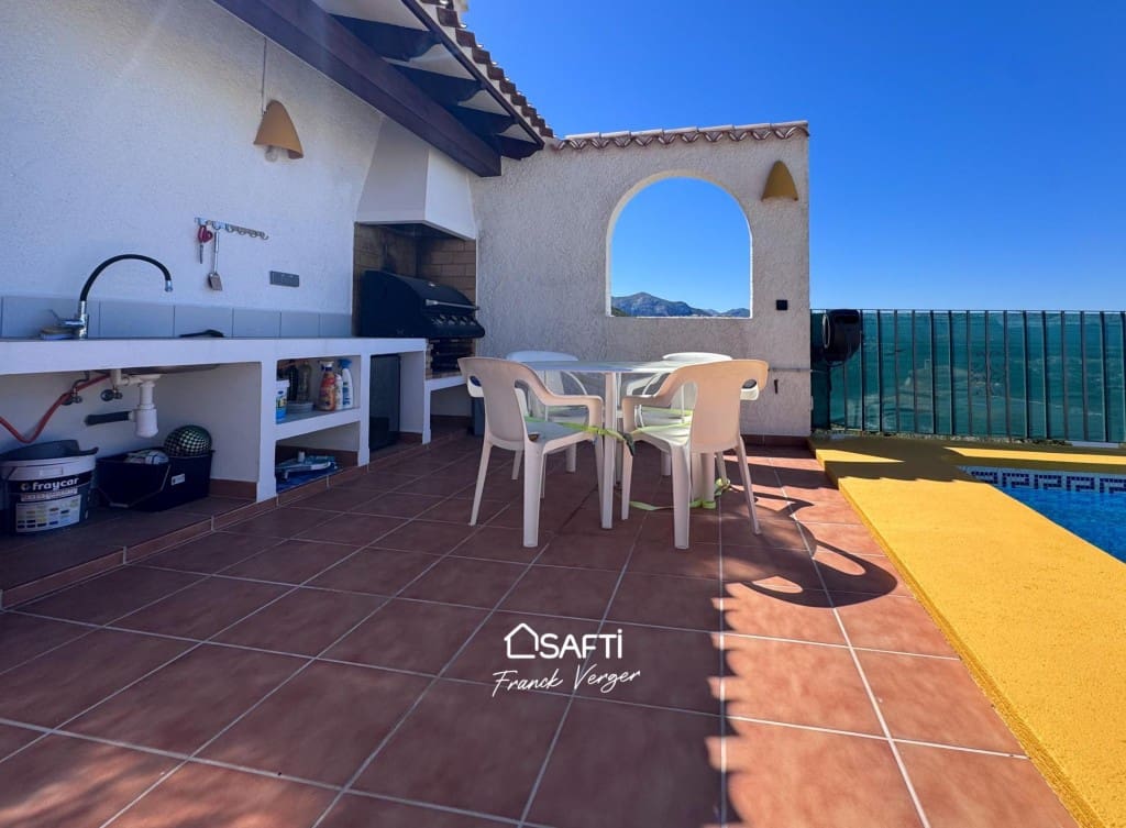 2 bedroom Villa for sale in Monte Pego with pool garage - € 430,000 (Ref: 9741657)