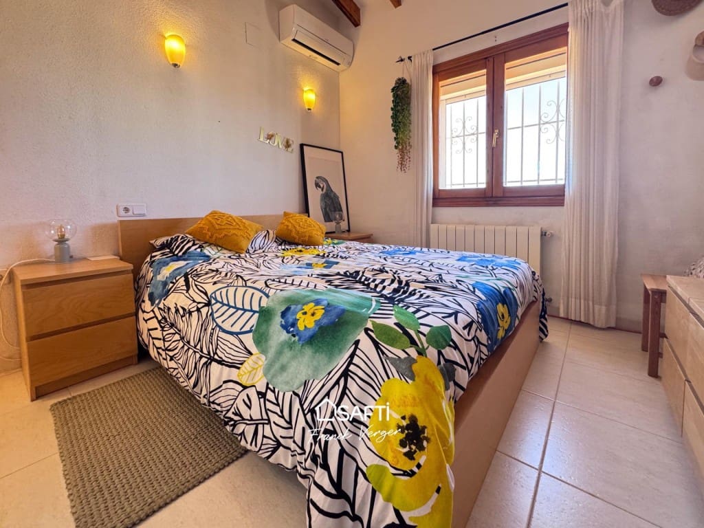 2 bedroom Villa for sale in Monte Pego with pool garage - € 430,000 (Ref: 9741657)