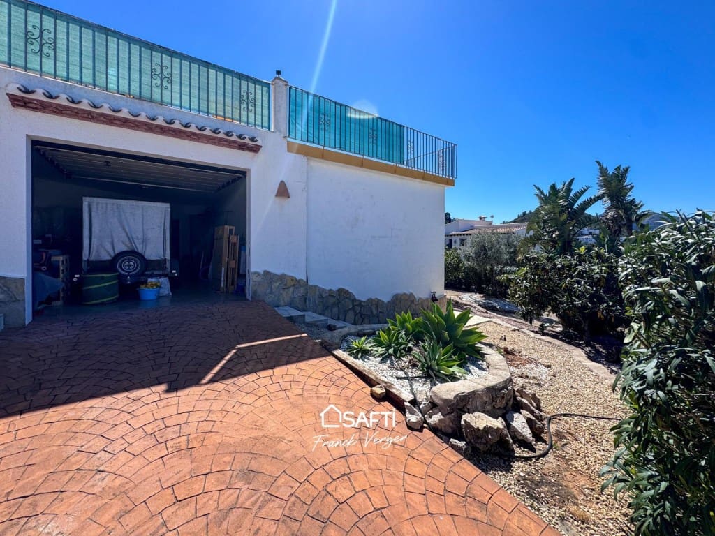 2 bedroom Villa for sale in Monte Pego with pool garage - € 430,000 (Ref: 9741657)