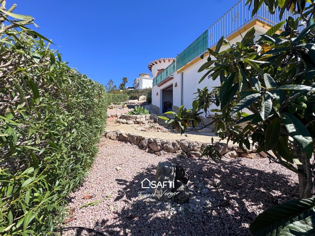 2 bedroom Villa for sale in Monte Pego with pool garage - € 430,000 (Ref: 9741657)