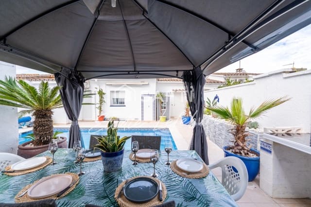 3 Zimmer Villa zu verkaufen in Empuriabrava, Castelló d'Empúries - 368.000 € (Ref: 9744110)