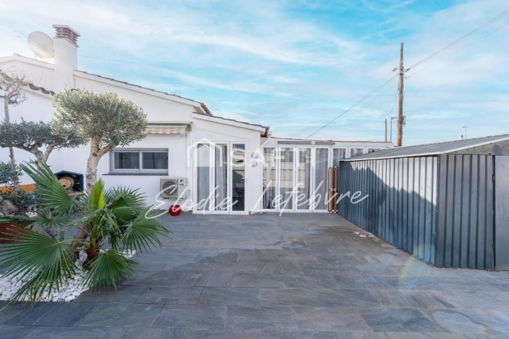 3 Zimmer Villa zu verkaufen in Empuriabrava - 368.000 € (Ref: 9744110)