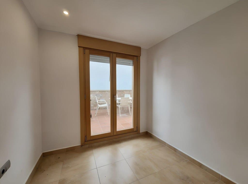 4 bedroom Apartment for sale in Beniganim - € 165,000 (Ref: 9747767)