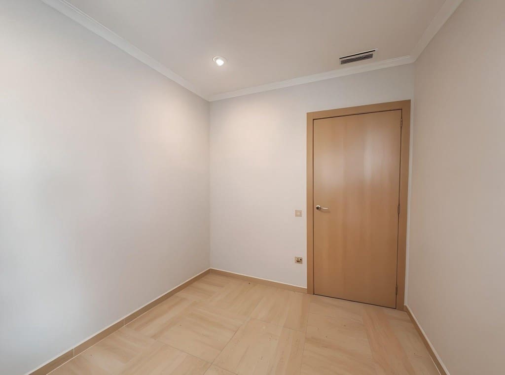 4 bedroom Apartment for sale in Beniganim - € 165,000 (Ref: 9747767)