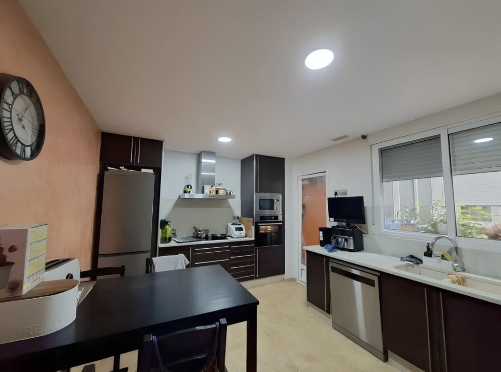 4 bedroom Apartment for sale in Beniganim - € 165,000 (Ref: 9747767)