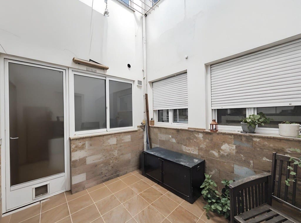 4 bedroom Apartment for sale in Beniganim - € 165,000 (Ref: 9747767)
