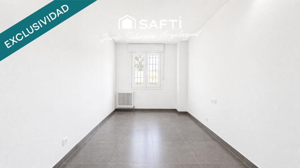 4 bedroom Apartment for sale in Girona city - € 489,000 (Ref: 9747768)