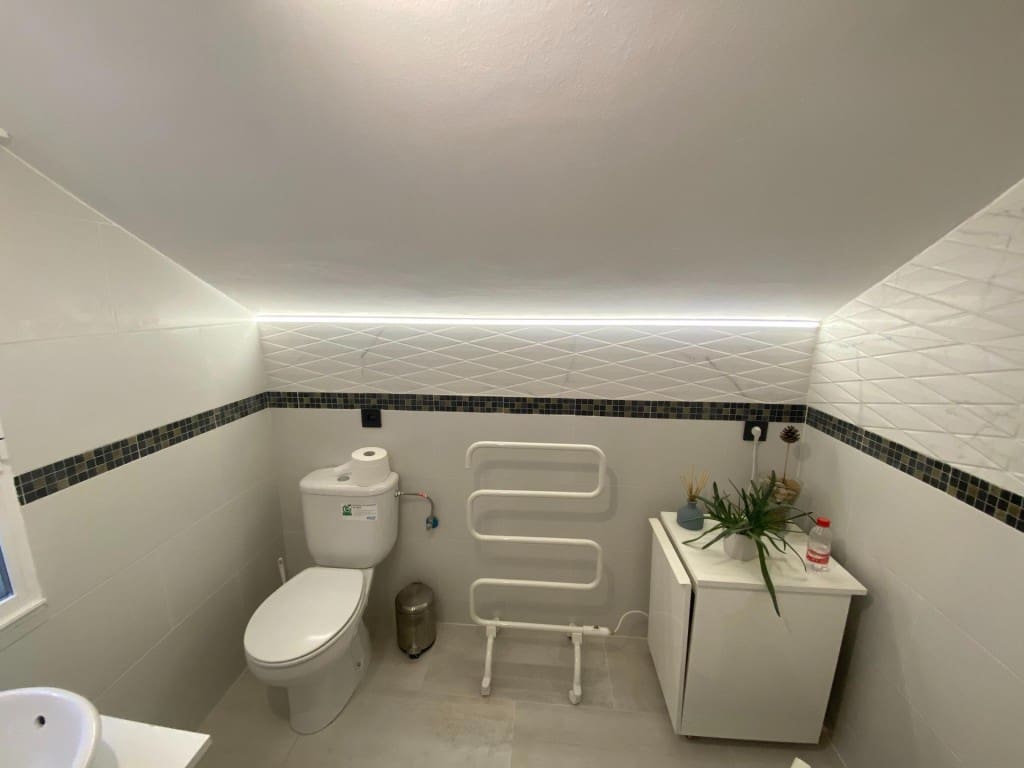 1 soverom Penthouse til salgs i Villaquilambre - € 112 000 (Ref: 9747769)