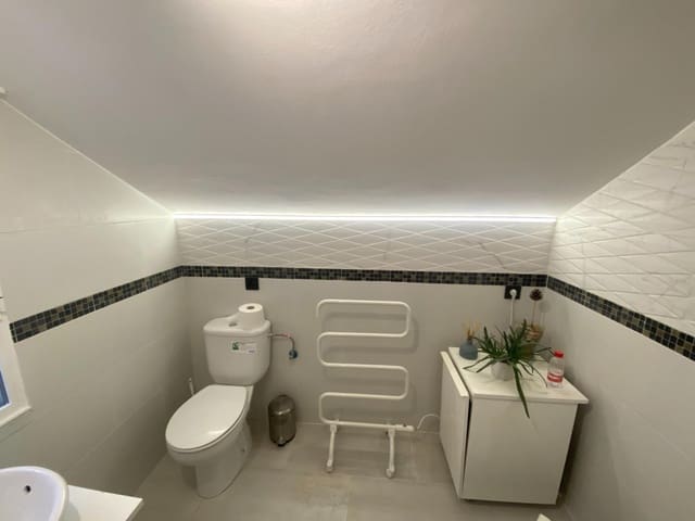 1 soverom Penthouse til salgs i Villaquilambre - € 112 000 (Ref: 9747769)