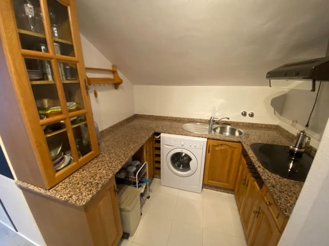 1 soverom Penthouse til salgs i Villaquilambre - € 112 000 (Ref: 9747769)