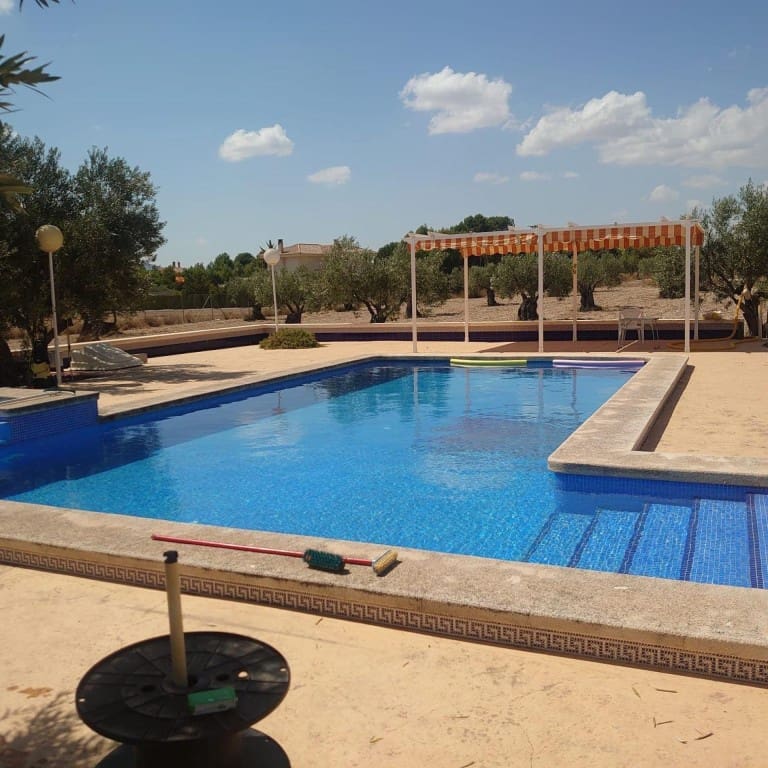 4 camera da letto Villa in vendita in Yecla con piscina - 500.000 € (Rif: 9751865)